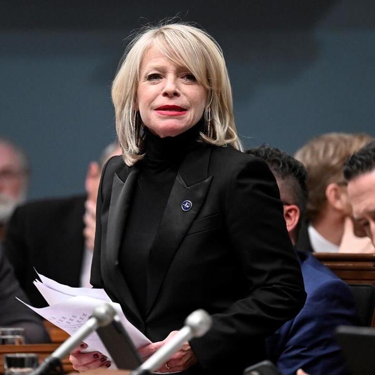 Quebec tables new bill to crack down on Airbnb-style, short-term rentals